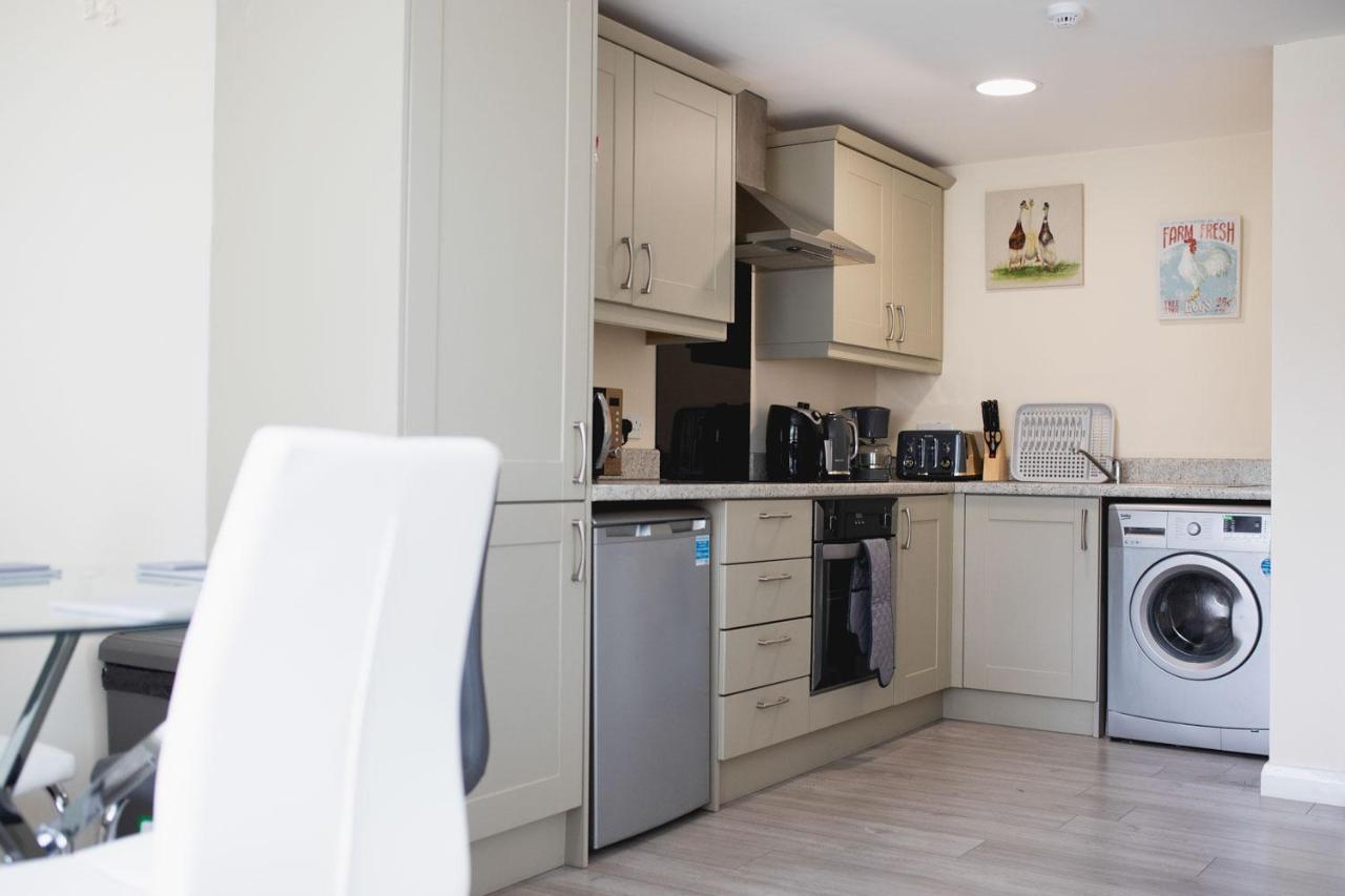 Vanity Ballycastle Diamond 2 Bedroom Apartment Dış mekan fotoğraf